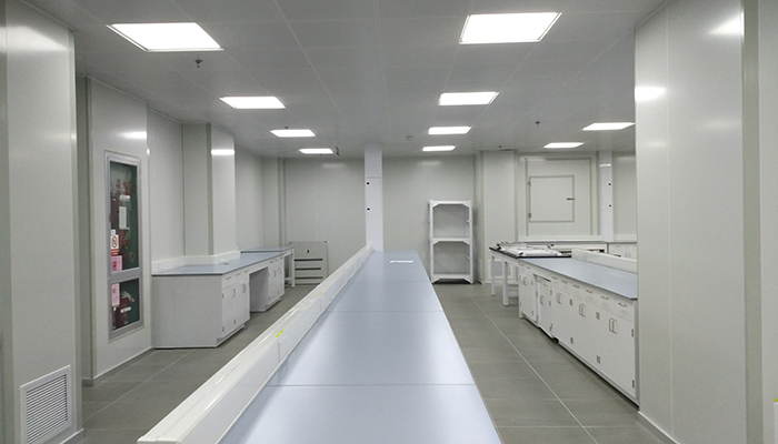 الهندسة الكيميائية: مشروع مختبر درجة الحرارة والرطوبة الثابتة الرئيسي لمركز البحوث والتطوير لشركة BASF.